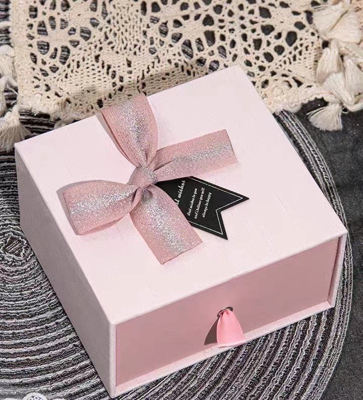 Art Paper Pink Paperboard Gift Boxes With Ribbon Drawer Box Shape For Cosmetic Packaging